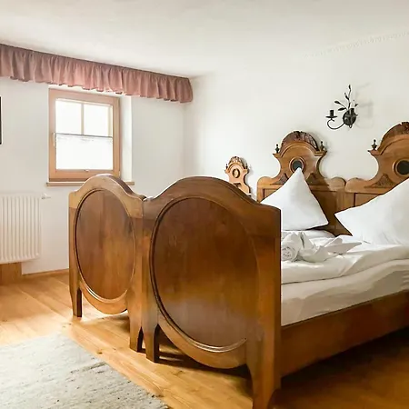 Feriehus Tiroler Traumhaus - A With Mountain Views And A Garden