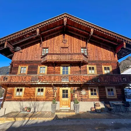 Tiroler Traumhaus - A With Mountain Views And A Garden *