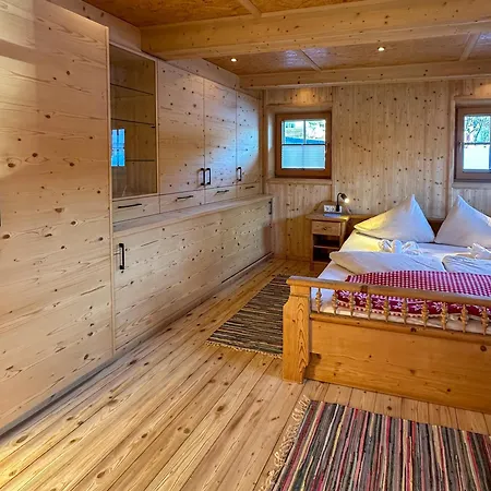 Apartman Tiroler Traumhaus Hochzillertalblick - An Alpenluxus Appartement, Tyrol Stumm