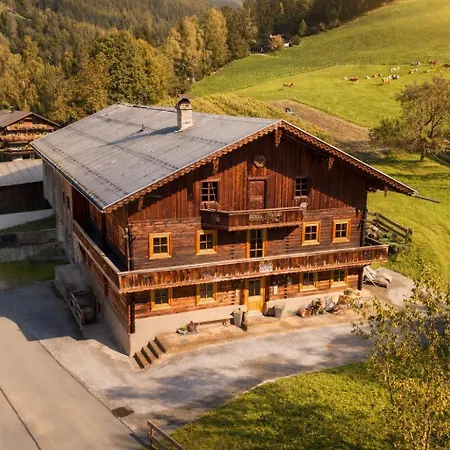 Tiroler Traumhaus Hochzillertalblick - Alpenluxus Collection Stumm